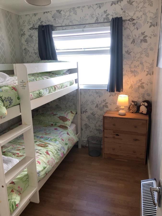 Whispering Creek Hotel Нюкий Екстериор снимка